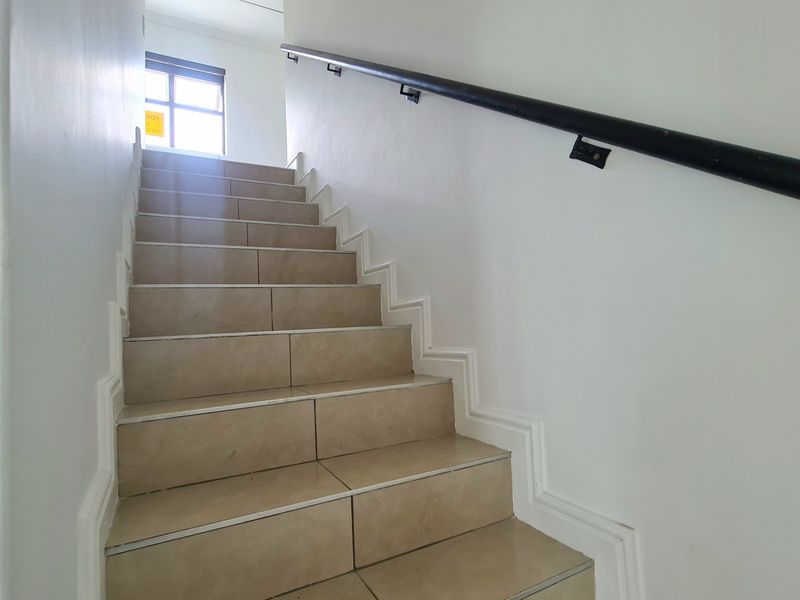 Pet-Friendly 3-Bedroom Double-Story House, in Secure Estate - Photo 9