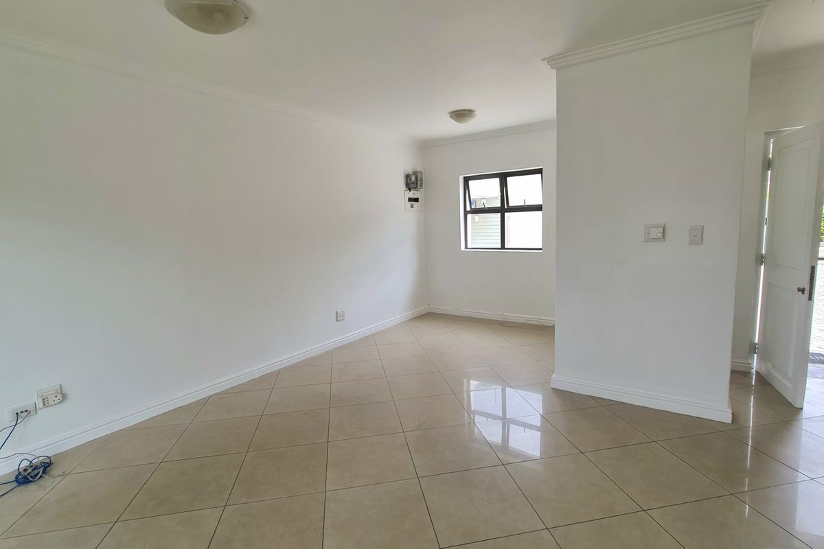 Pet-Friendly 3-Bedroom Double-Story House, in Secure Estate - Photo 3