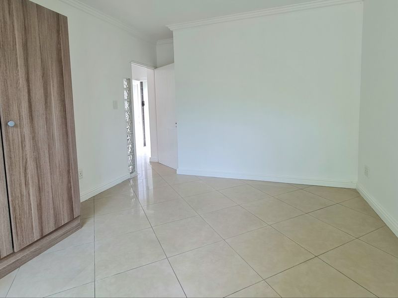 Pet-Friendly 3-Bedroom Double-Story House, in Secure Estate - Photo 6