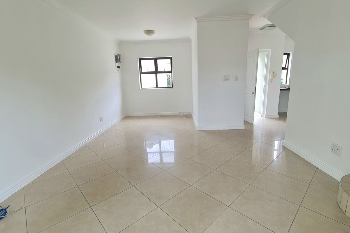 Pet-Friendly 3-Bedroom Double-Story House, in Secure Estate - Photo 4