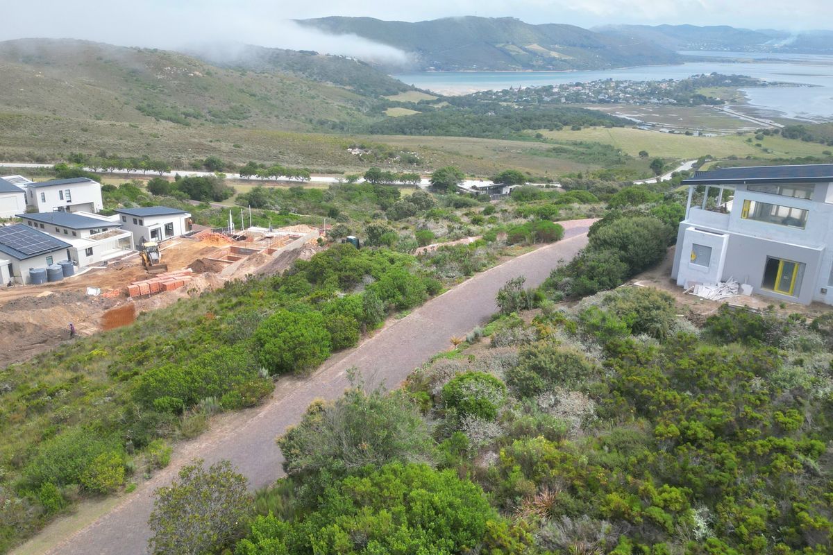 Vacant stand with partial views of the Knysna Lagoon and Indian Ocean - Photo 5