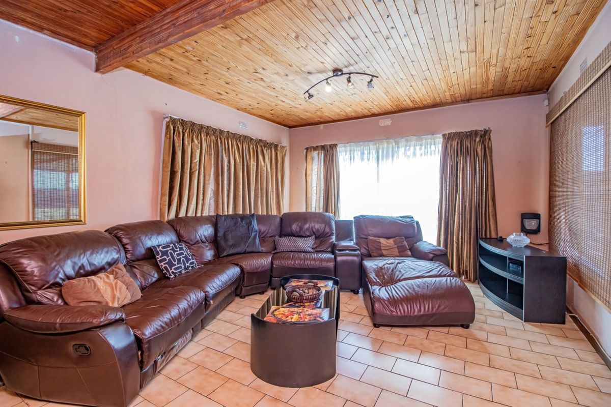 Modern Family Living in the Heart of Birch Acres - Photo 2