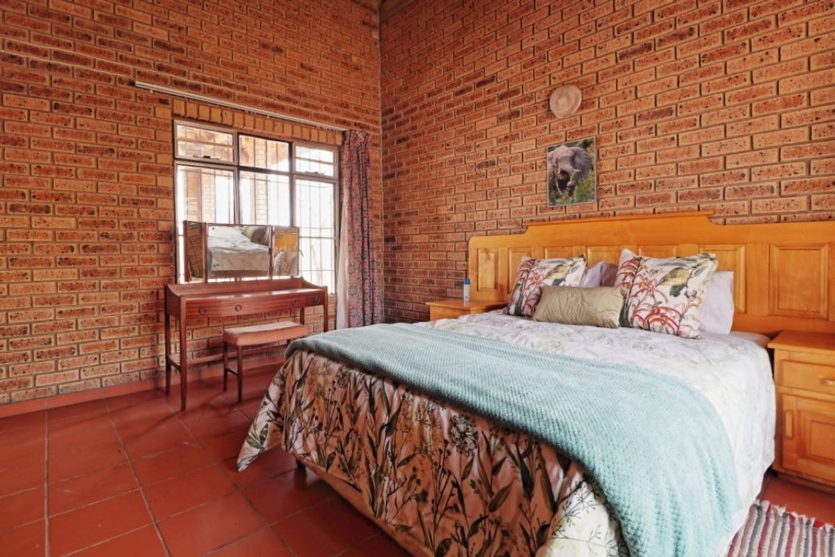 Lovely 2-Bedroom home for sale in Marloth Park! - Photo 4