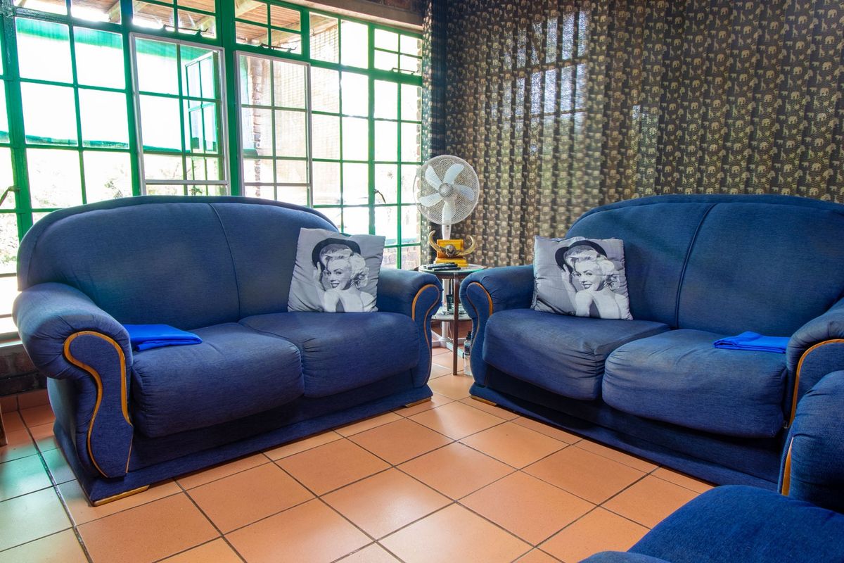 Charming Lock-Up-and-Go Retreat For Sale in Marloth Park! - Photo 5