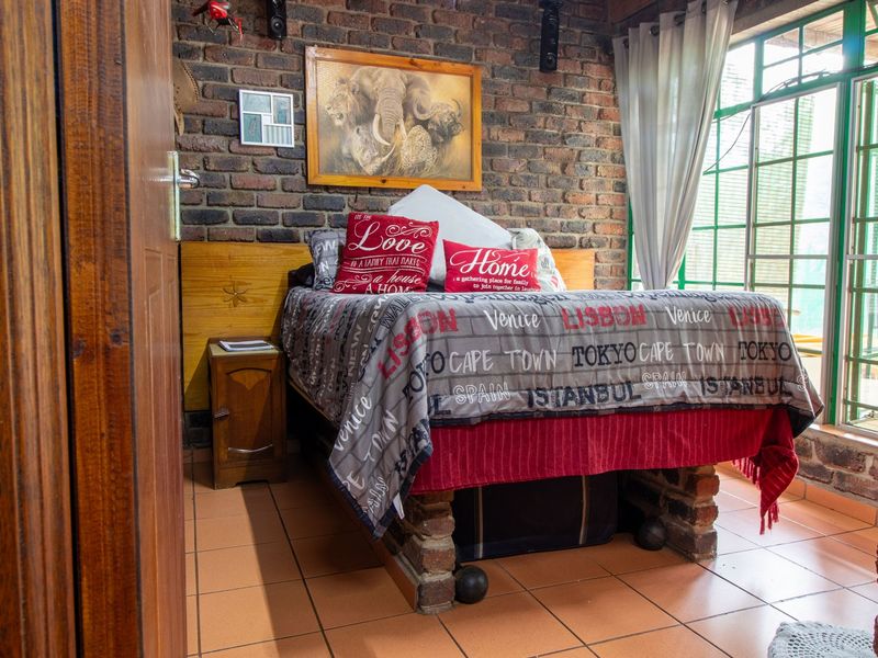 Charming Lock-Up-and-Go Retreat For Sale in Marloth Park! - Photo 8