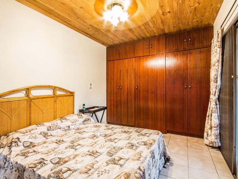 Spacious 5-Bedroom Thatch Roof Home For Sale in Marloth Park! - Photo 6