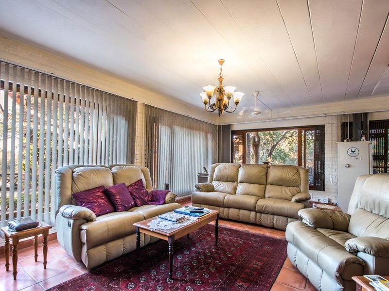 Spacious 5-Bedroom Thatch Roof Home For Sale in Marloth Park! - Photo 5