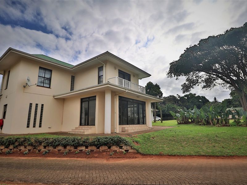 Luxurious home basically on the beach - Photo 2