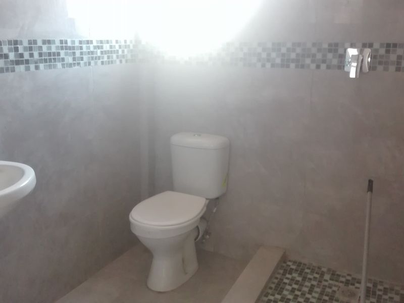 Love Flat,Montclair - Photo 9