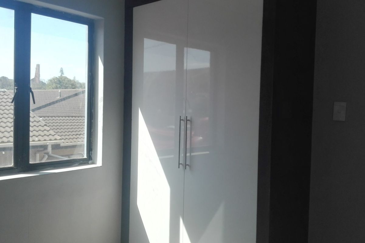 Love Flat,Montclair - Photo 5