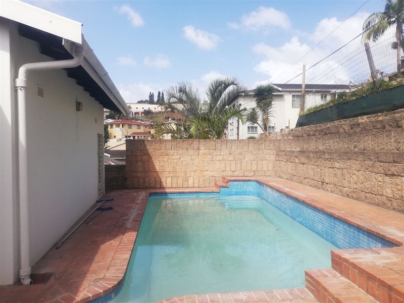 Lovely 4 Bed Home, Harinagar, Shallcross - Photo 3