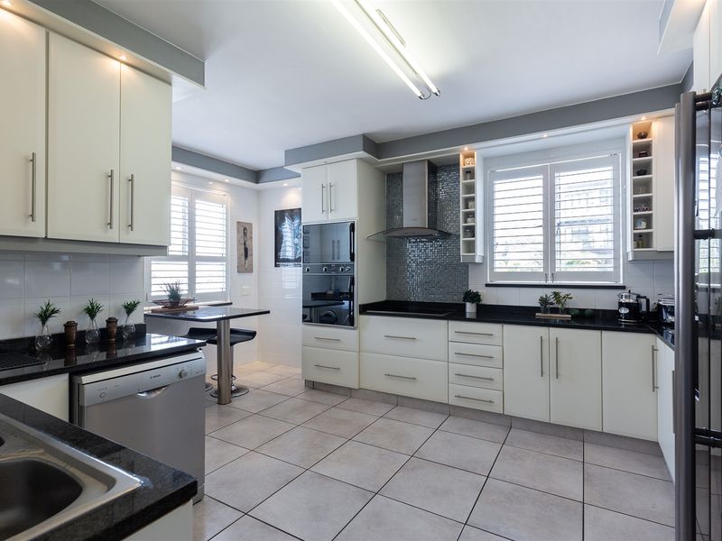 Having that feeling like you are always on holiday. - Photo 5