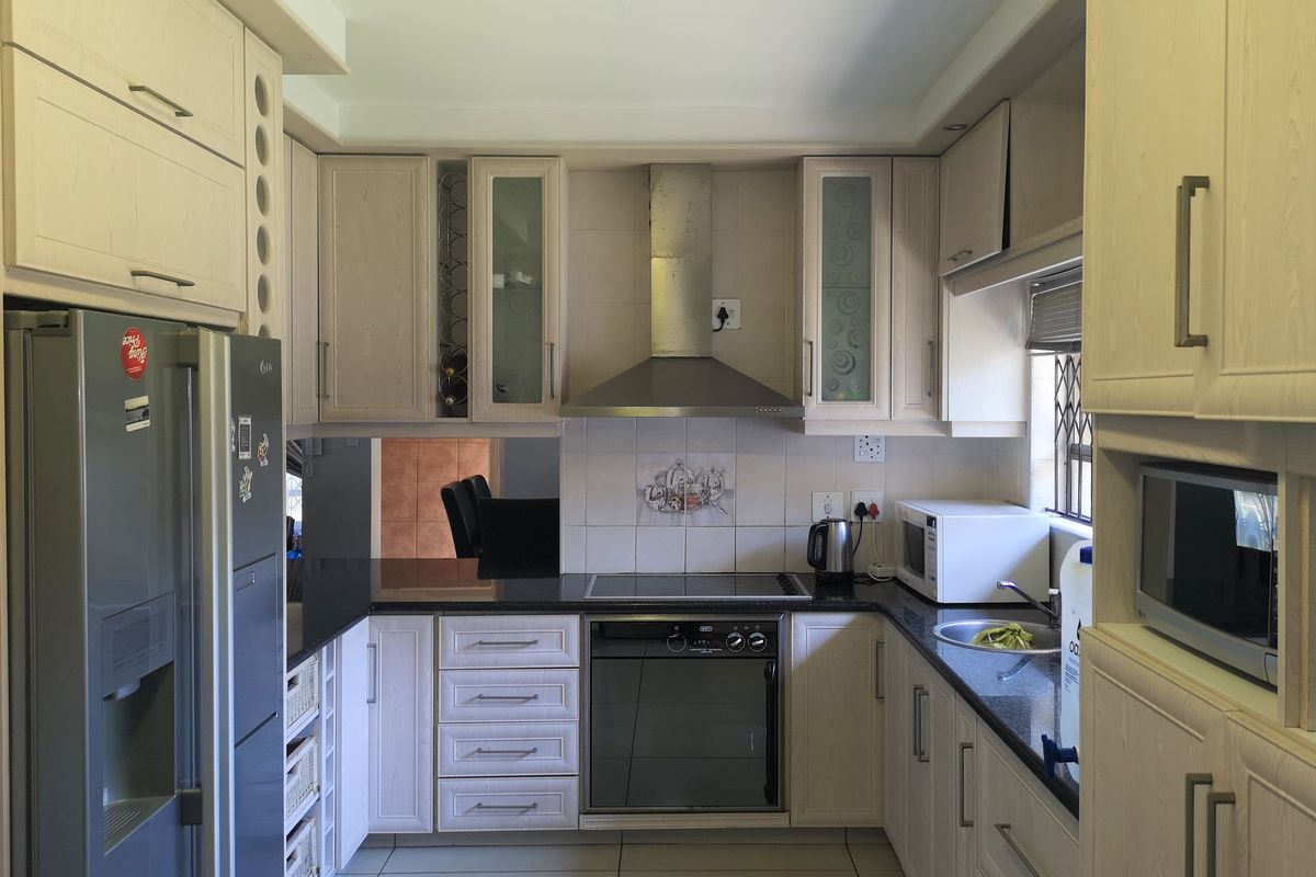 Easy Summer Living - Photo 3