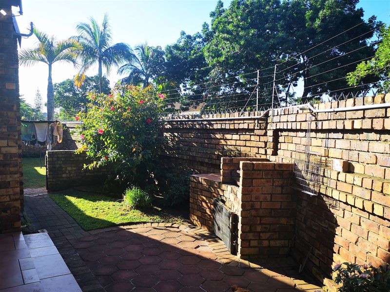 Perfect Starter or Lock Up and Go! - Photo 8