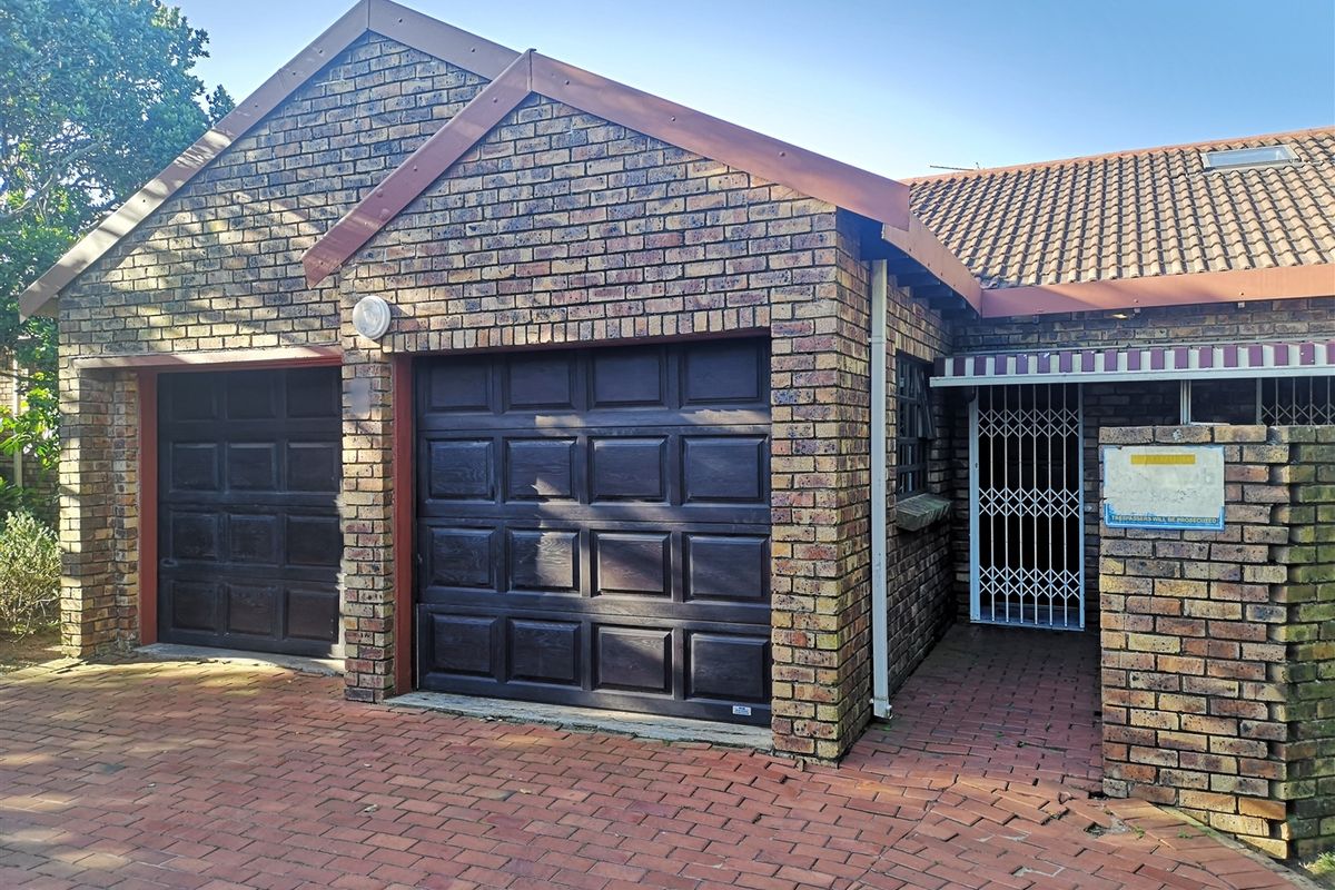 Perfect Starter or Lock Up and Go! - Photo 2