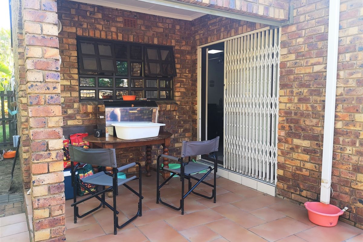 Perfect Starter or Lock Up and Go! - Photo 3