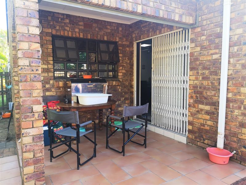 Perfect Starter or Lock Up and Go! - Photo 3