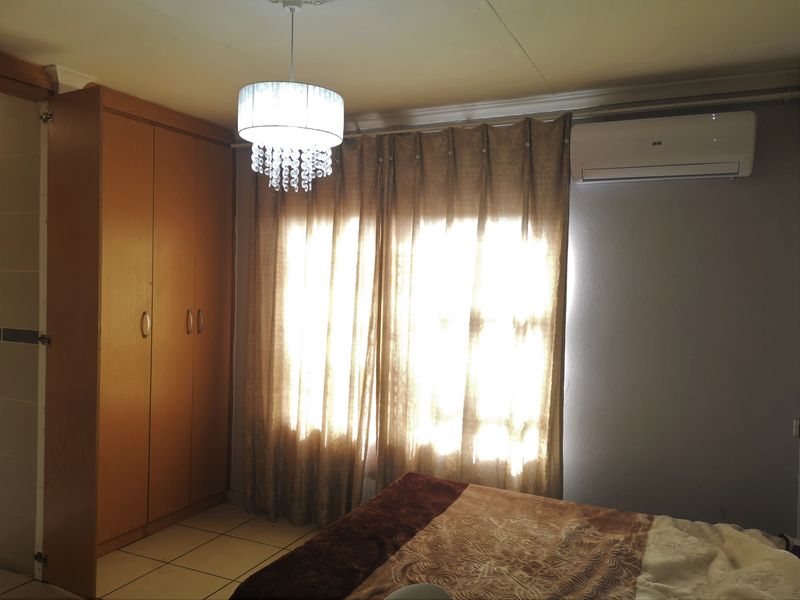 Modern Comfort & Security - A Perfect Rental Opportunity - Photo 9