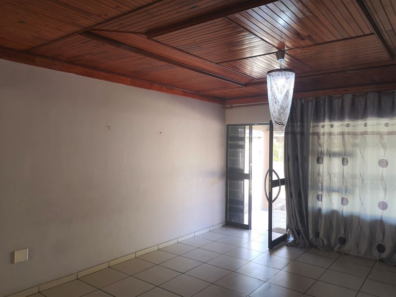 Modern Comfort & Security - A Perfect Rental Opportunity - Photo 3