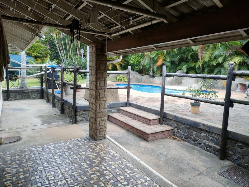 Move In Ready Home & Entertainer's Dream. - Photo 3