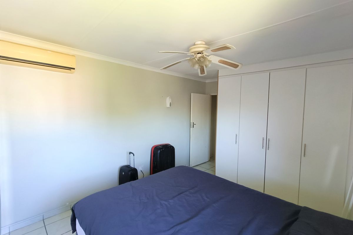 Three Bedroom Apartment To Rent - Photo 4