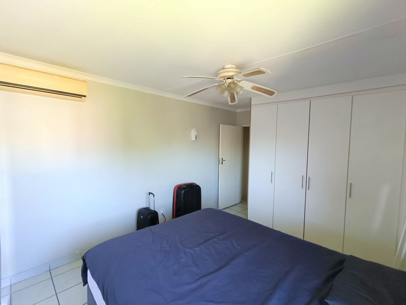 Three Bedroom Apartment To Rent - Photo 4