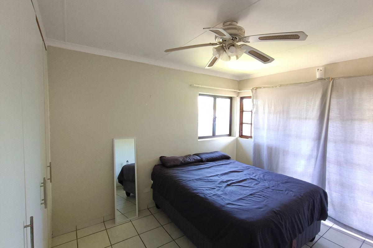 Three Bedroom Apartment To Rent - Photo 3