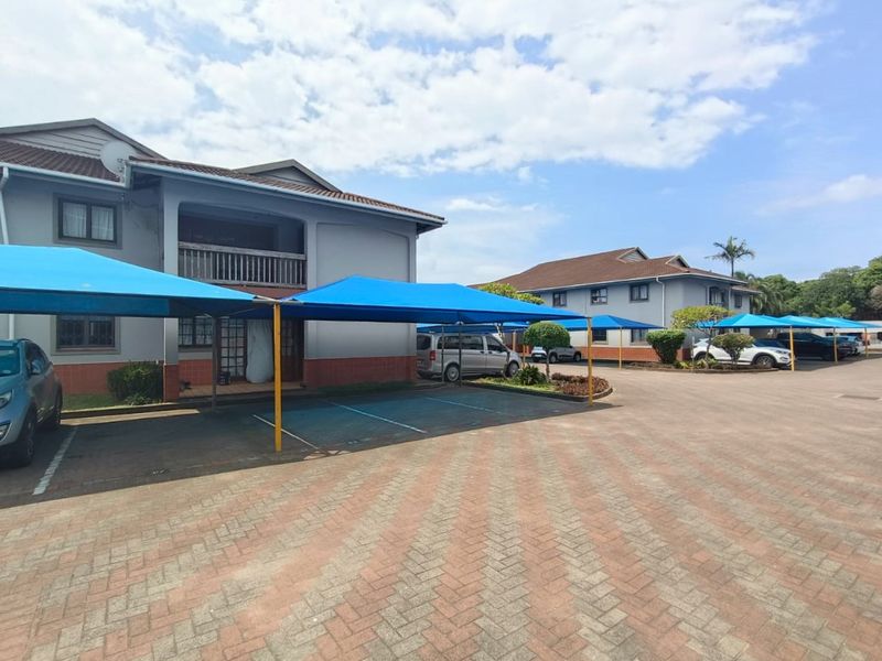 Three Bedroom Apartment To Rent - Photo 10