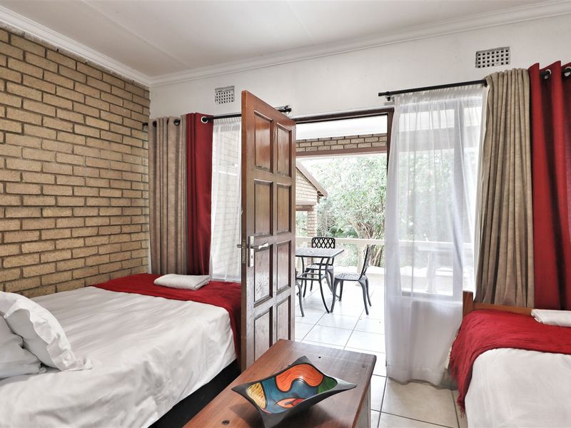 A Top Performer!! - Photo 8