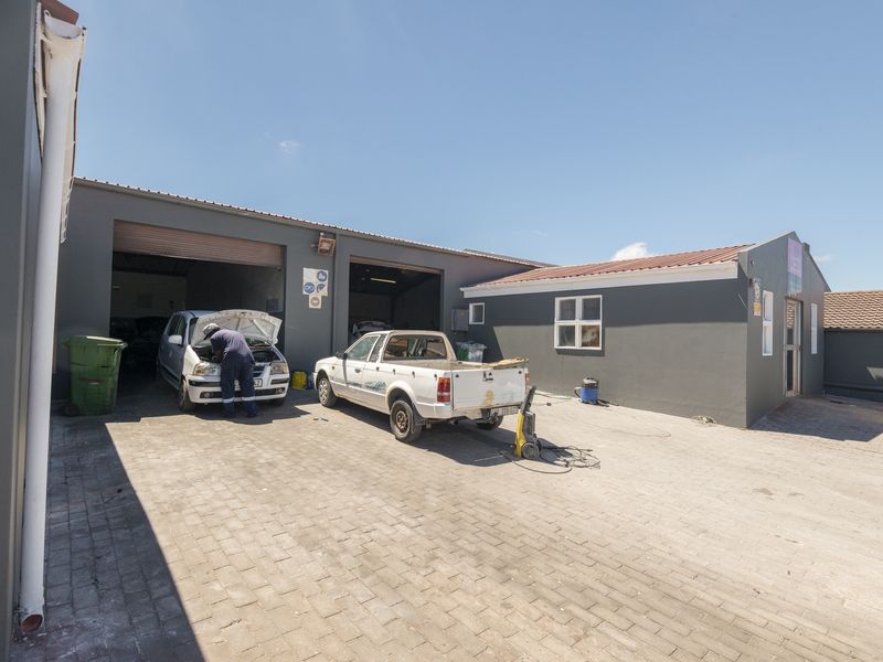 Building For Sale In Vredenburg - Photo 2