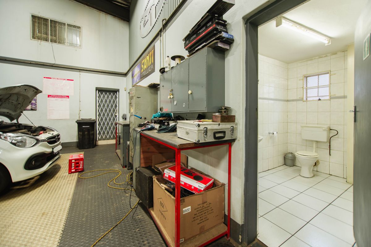 Mixed-Use Property, Rietfontein Road, Jansen Park - Photo 4