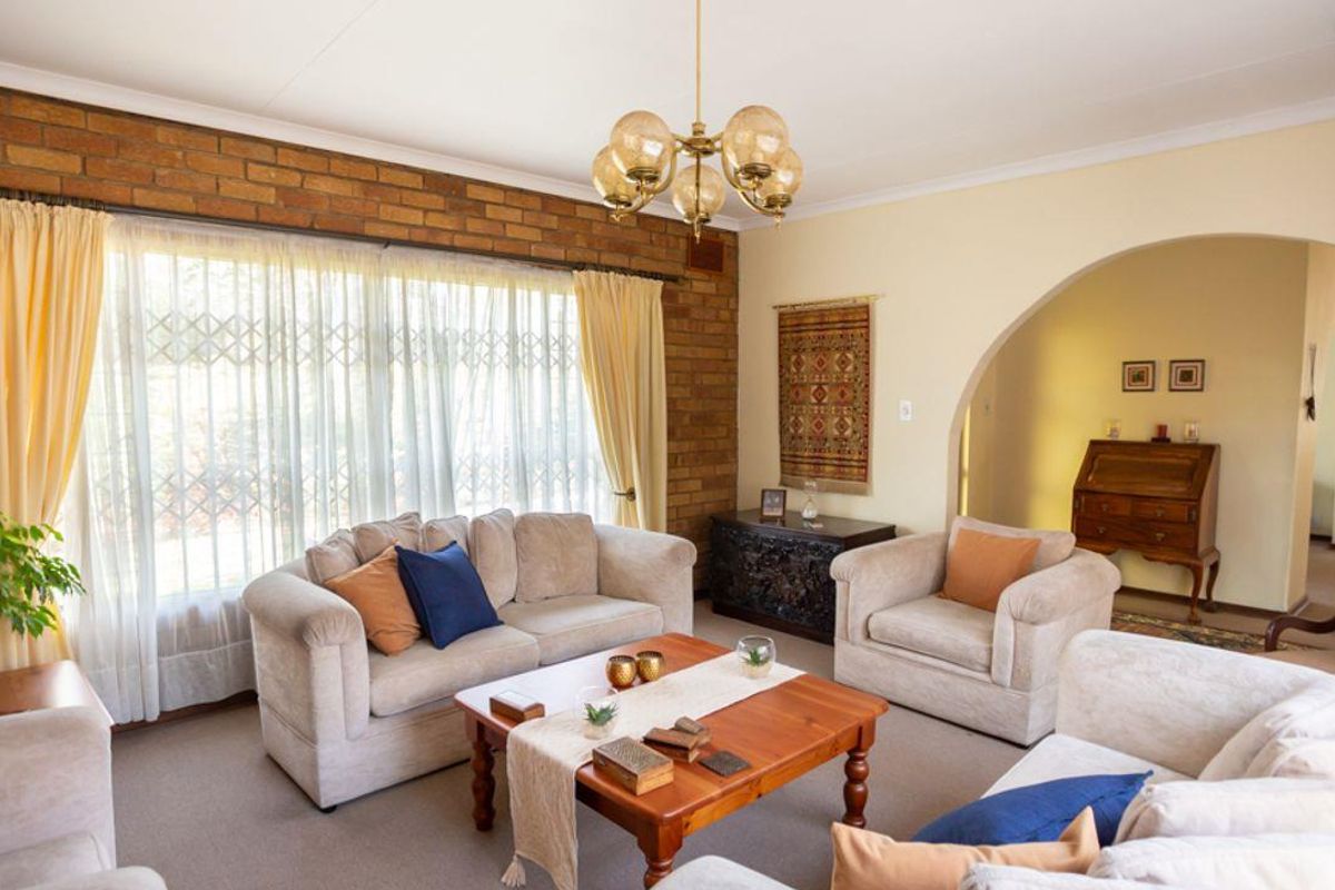Peace of mind with this Stunning face brick family home now for sale in Selcourt enclosed, private C - Photo 2