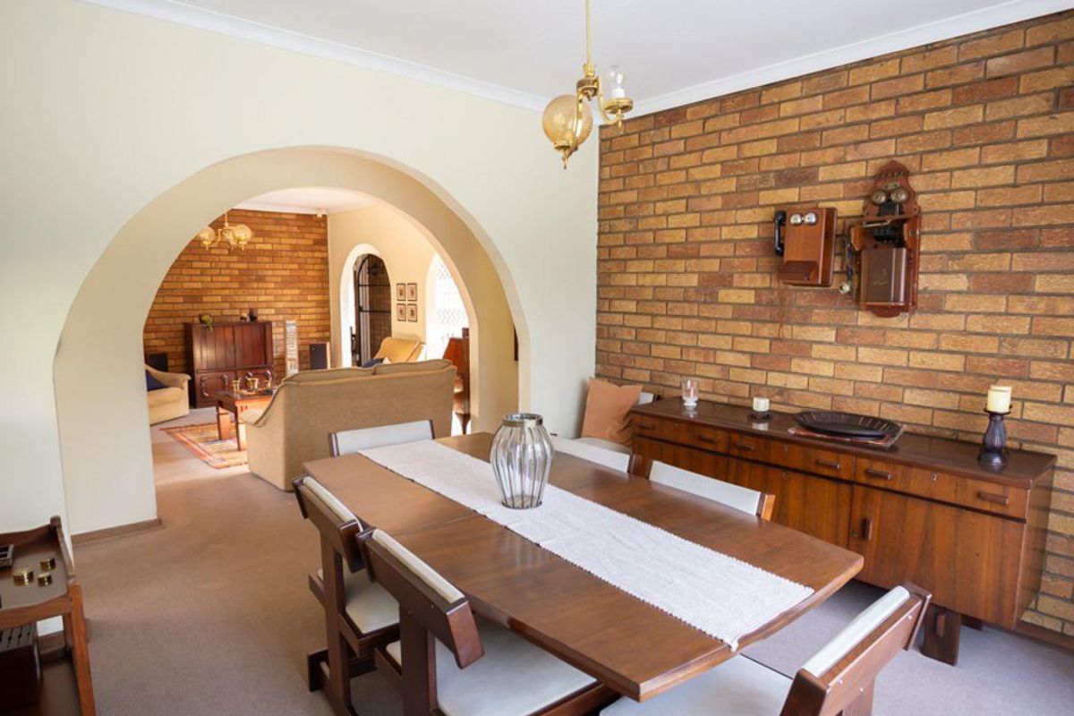 Peace of mind with this Stunning face brick family home now for sale in Selcourt enclosed, private C - Photo 5