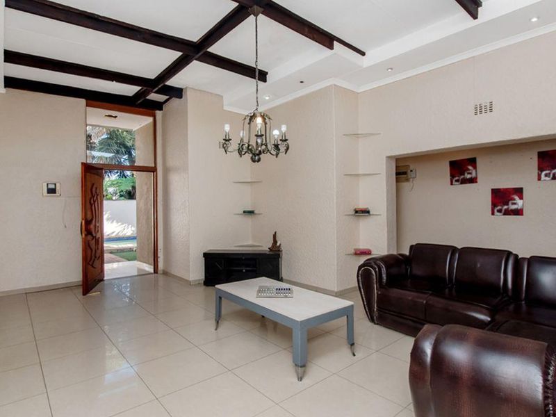 Bringing you this epic 3 bedroom home perched on a massive stand in the heart of Kenleaf, walking di - Photo 4