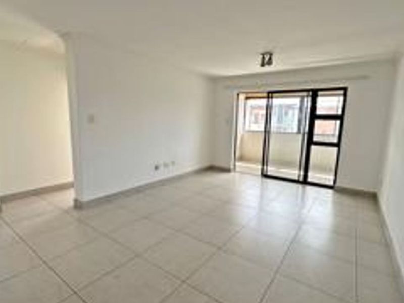 Like New Top Floor Unit, with an enclosed balcony. Less than buying from the developer. - Photo 10