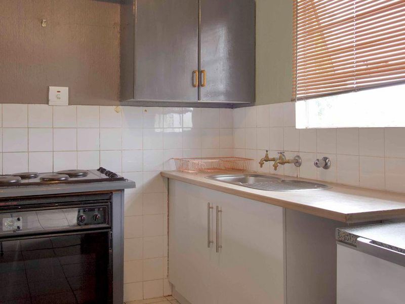 Complex With A Pool. Well located. - Photo 9