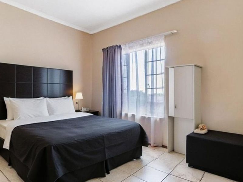 2 bedroom, 1 bathroom apartment - Photo 9