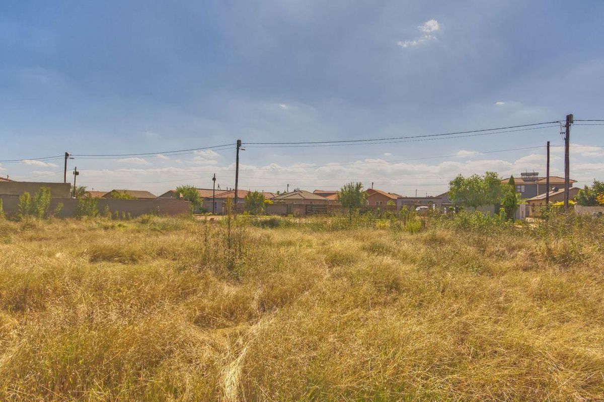 Vacant stand for commercial usage - Photo 4