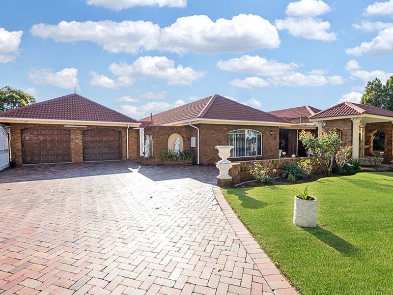 Location is key, and this Gorgeous home is on point. - Photo 4