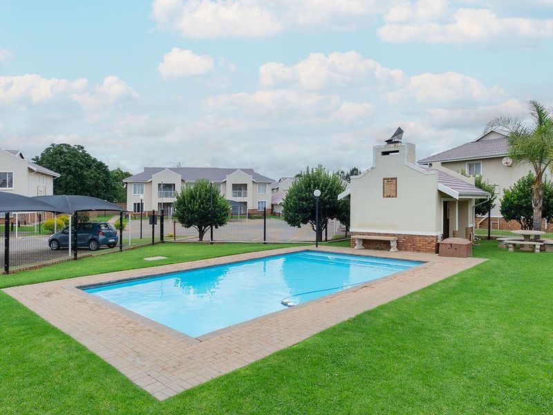 Dunhurst, Norton Home Estates: A Charming Ground Floor Retreat - Photo 5