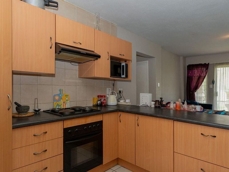 Dunhurst, Norton Home Estates: A Charming Ground Floor Retreat - Photo 3