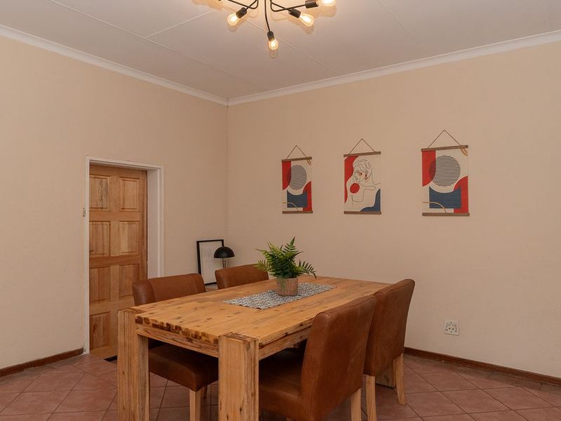 140Sqm unit with garden and garage in Panorama Gardens, Kempton Park - Photo 9