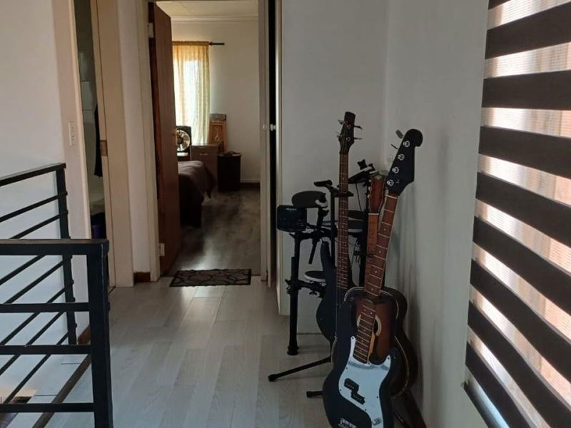 Secure 2 Bedroom Duplex Unit in Boom-Off Area - Photo 6
