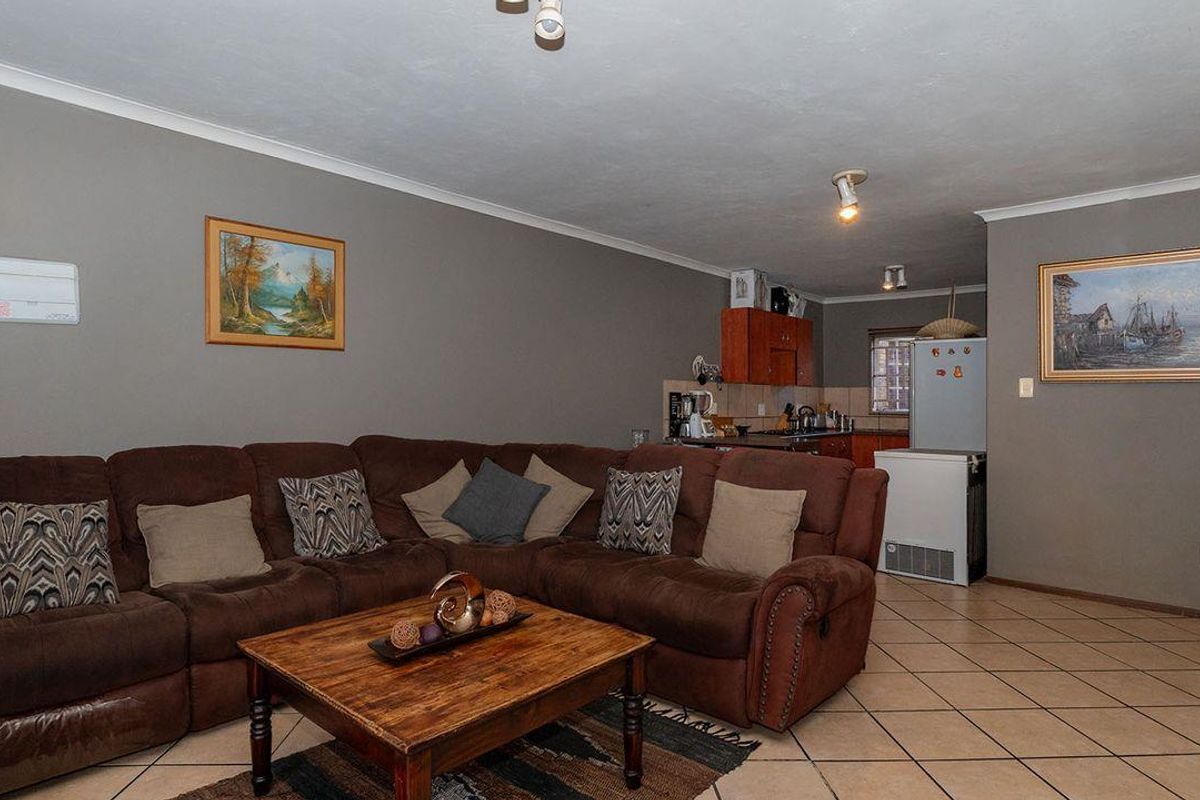 Stylish 3-Bedroom Ground Floor Unit in Eagle Mews, Terenure - Photo 3