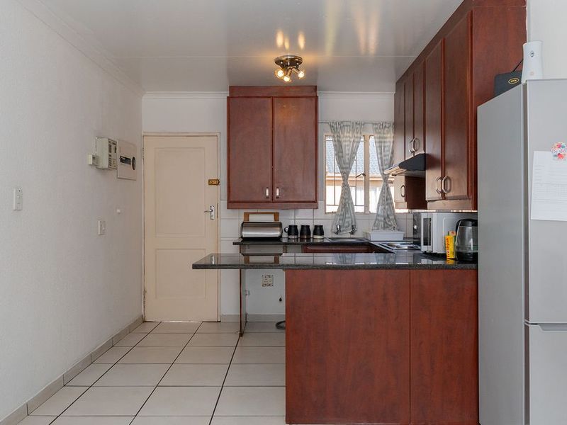 Beautiful Complex Unit for Sale - Photo 6