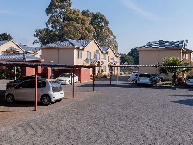 Beautiful Complex Unit for Sale - Photo 2