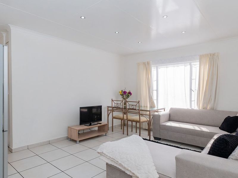 Beautiful Complex Unit for Sale - Photo 9