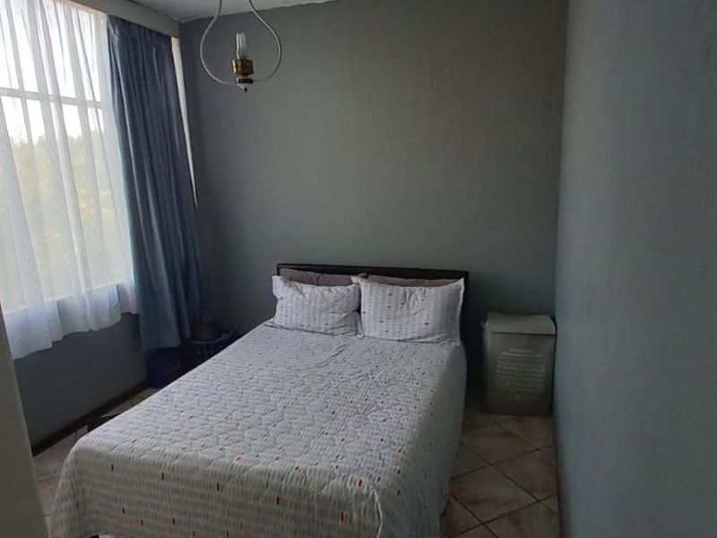 North facing  and Secure Lockup and go  Apartment!!! - Photo 9