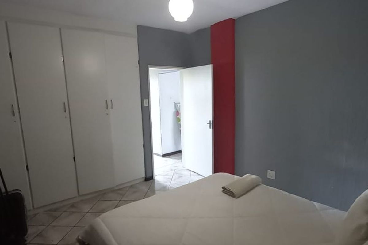 North facing  and Secure Lockup and go  Apartment!!! - Photo 5