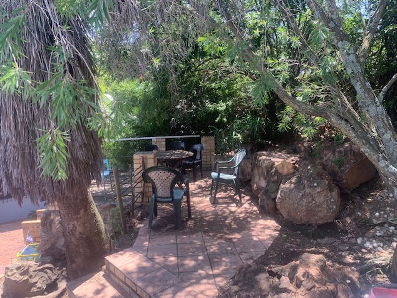 RIDGEWAY - fully renovated - Photo 10